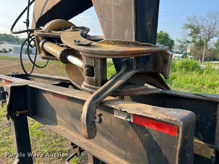 image for item II9146 2003 Tigercat 230B  log loader