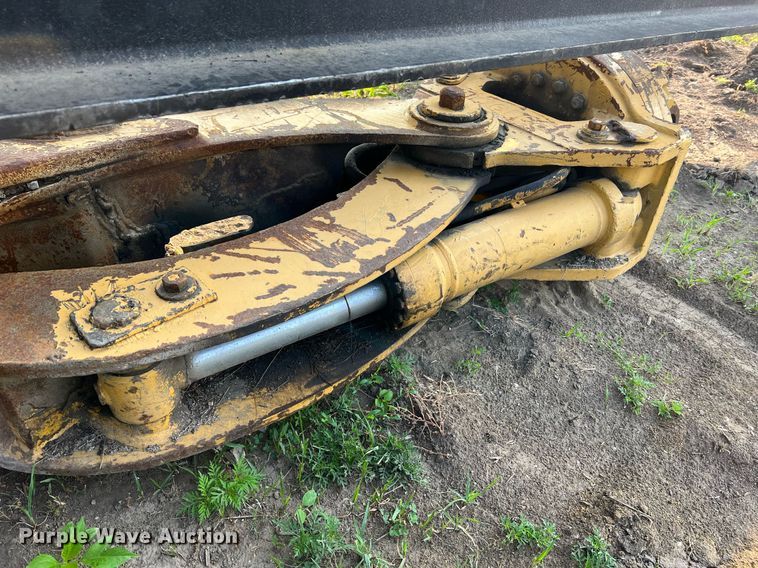 image for item II9146 2003 Tigercat 230B  log loader