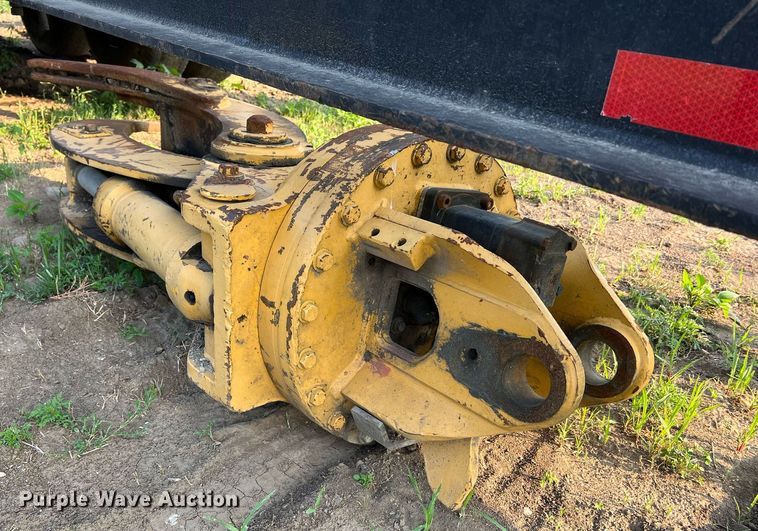 image for item II9146 2003 Tigercat 230B  log loader