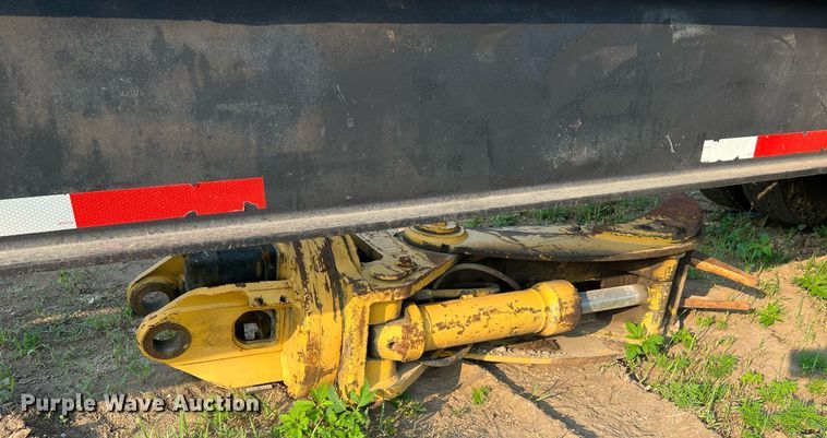 image for item II9146 2003 Tigercat 230B  log loader