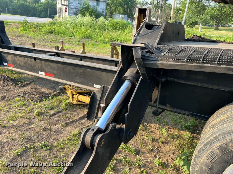 image for item II9146 2003 Tigercat 230B  log loader