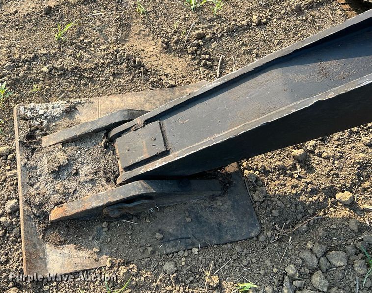 image for item II9146 2003 Tigercat 230B  log loader