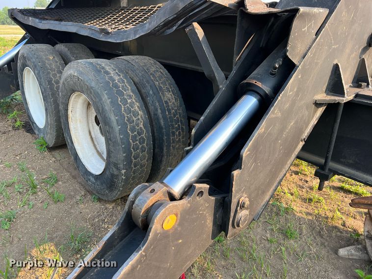 image for item II9146 2003 Tigercat 230B  log loader