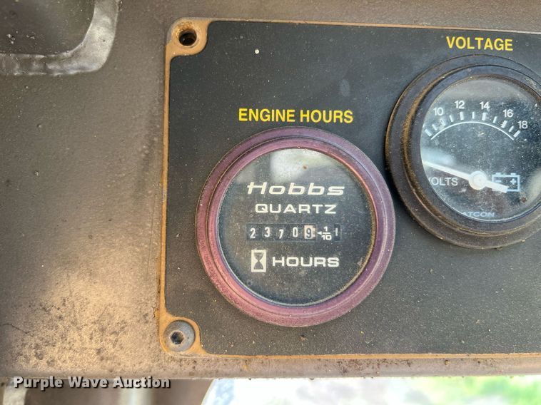 image for item II9146 2003 Tigercat 230B  log loader