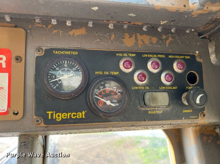 image for item II9146 2003 Tigercat 230B  log loader