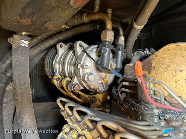 image for item II9146 2003 Tigercat 230B  log loader