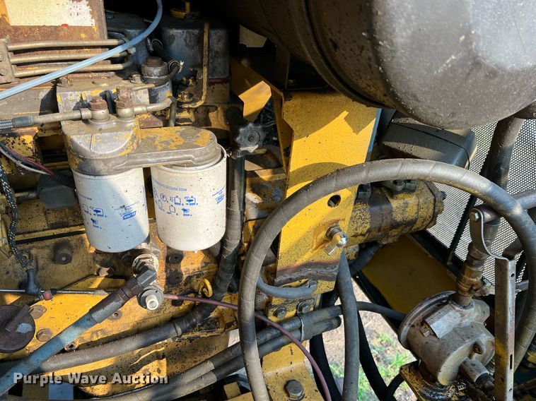 image for item II9146 2003 Tigercat 230B  log loader