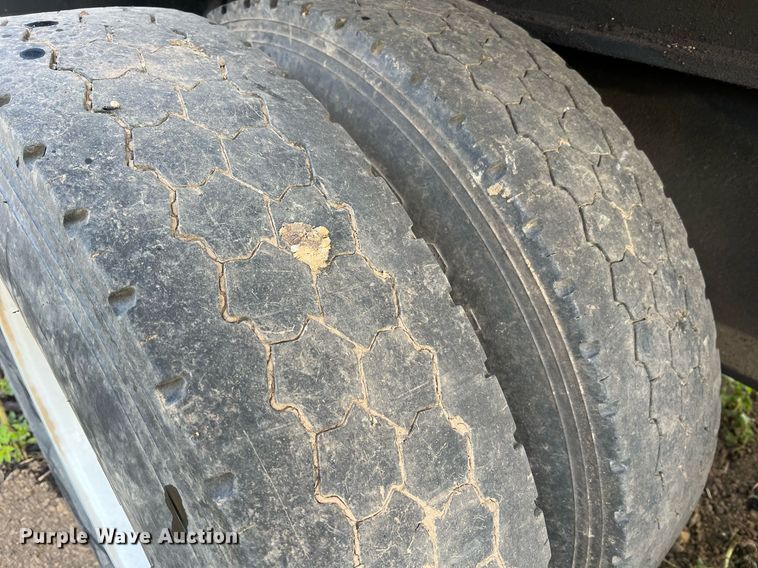 image for item II9146 2003 Tigercat 230B  log loader