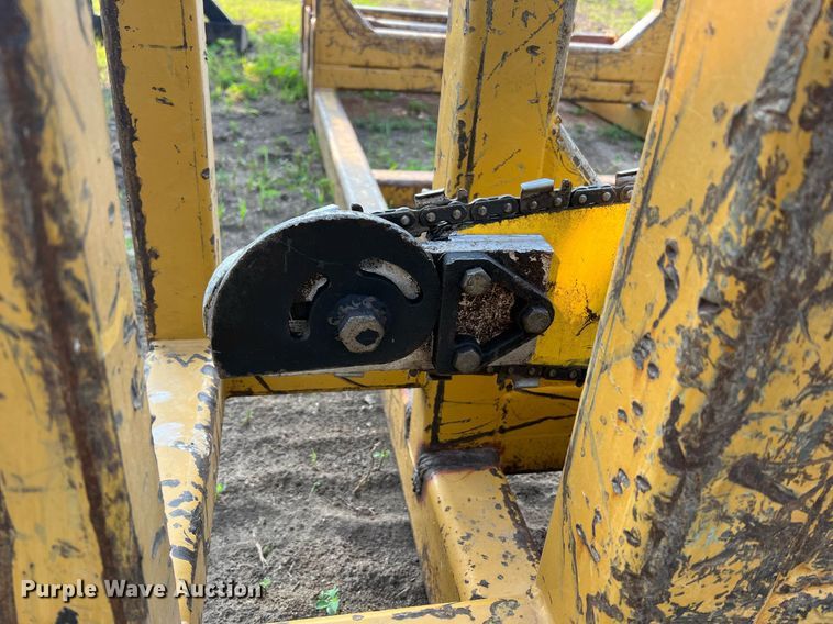 image for item II9146 2003 Tigercat 230B  log loader