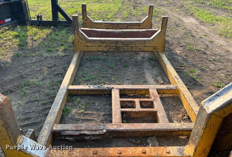 image for item II9146 2003 Tigercat 230B  log loader