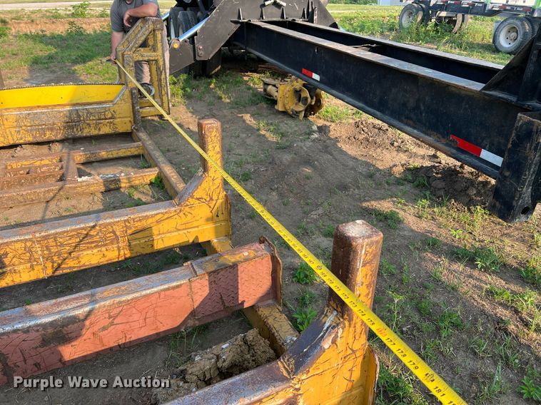 image for item II9146 2003 Tigercat 230B  log loader