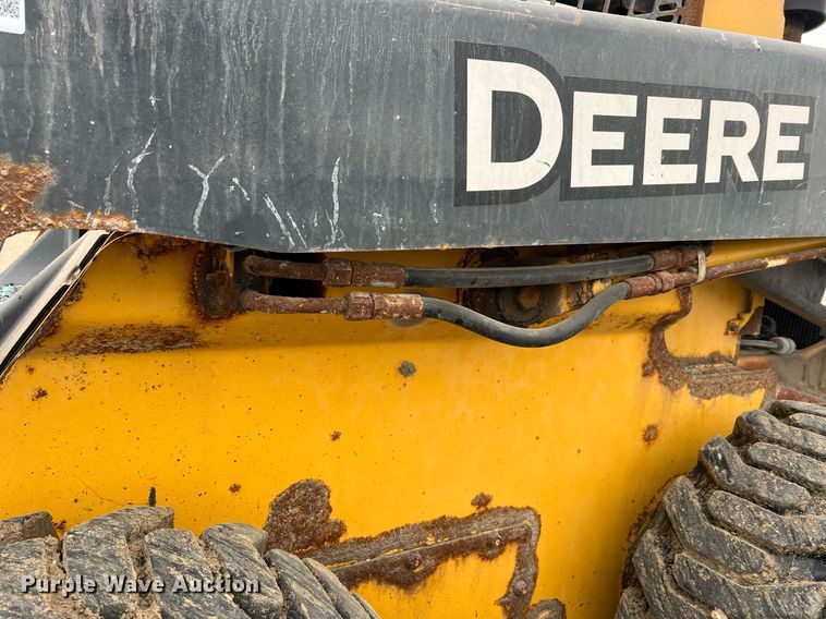 image for item II9178 2012 John Deere 326D  skid steer loader