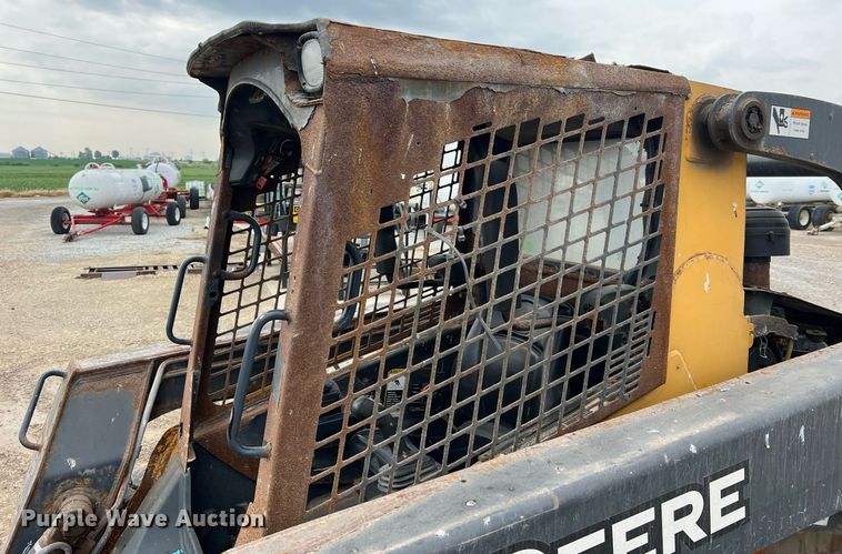 image for item II9178 2012 John Deere 326D  skid steer loader