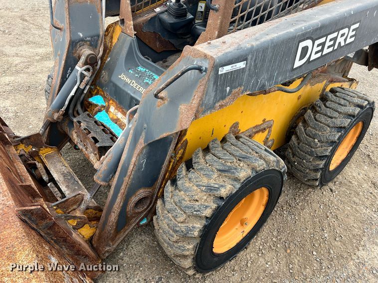 image for item II9178 2012 John Deere 326D  skid steer loader