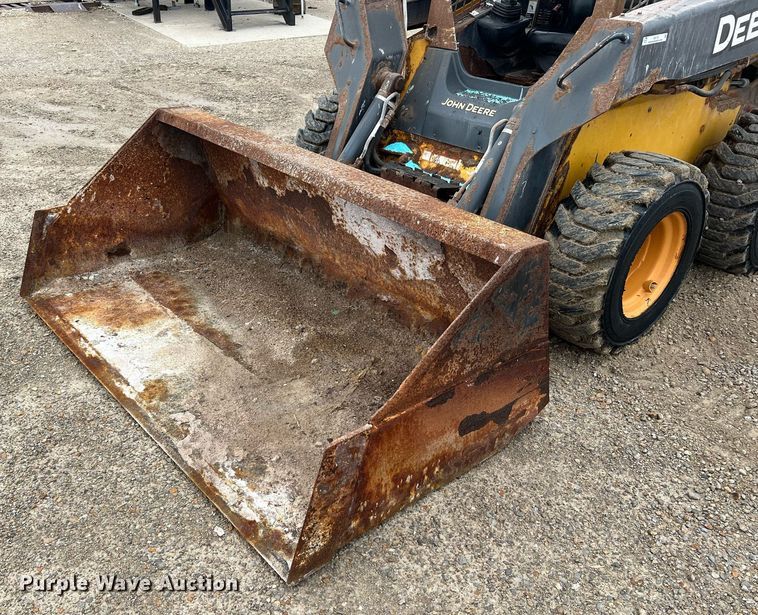 image for item II9178 2012 John Deere 326D  skid steer loader