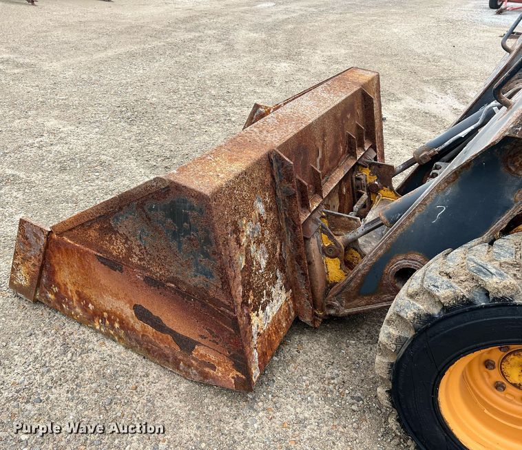 image for item II9178 2012 John Deere 326D  skid steer loader