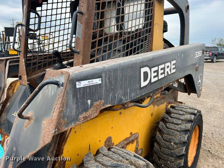 image for item II9178 2012 John Deere 326D  skid steer loader