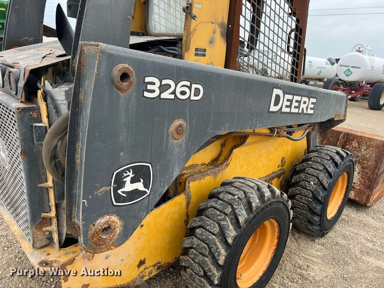 image for item II9178 2012 John Deere 326D  skid steer loader