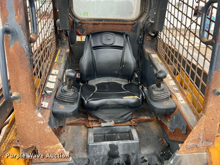 image for item II9178 2012 John Deere 326D  skid steer loader