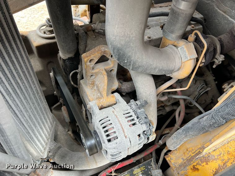 image for item II9178 2012 John Deere 326D  skid steer loader