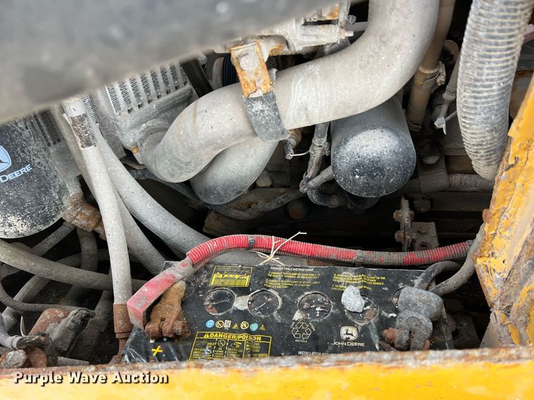 image for item II9178 2012 John Deere 326D  skid steer loader