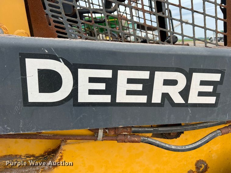 image for item II9178 2012 John Deere 326D  skid steer loader