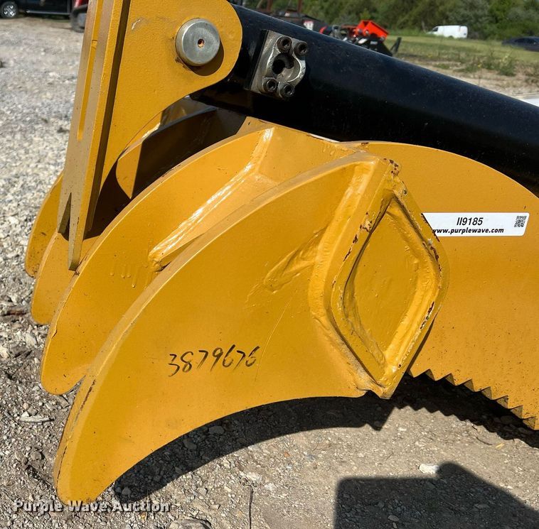 image for item II9185 2022 Landhero CAT315  excavator thumb