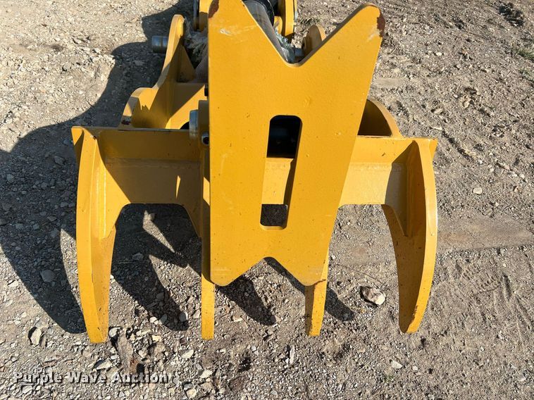 image for item II9185 2022 Landhero CAT315  excavator thumb