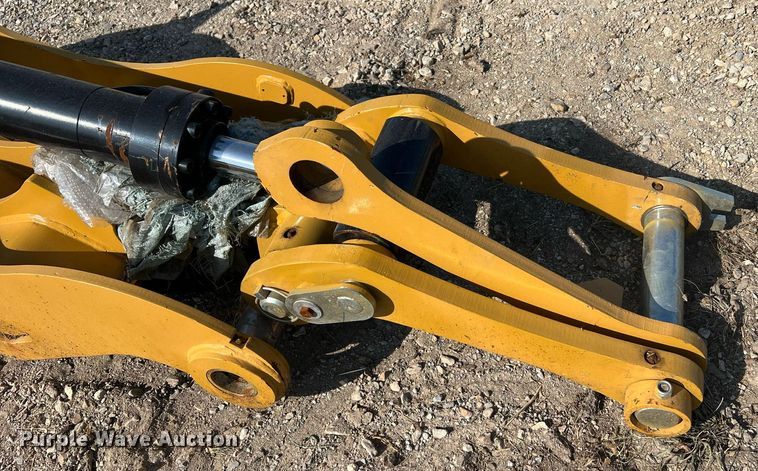 image for item II9185 2022 Landhero CAT315  excavator thumb