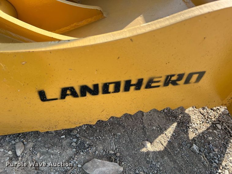 image for item II9185 2022 Landhero CAT315  excavator thumb