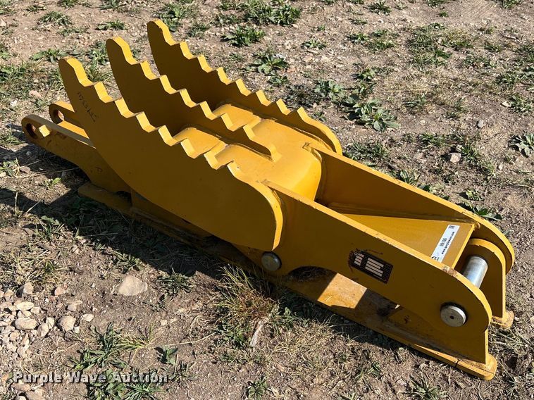 image for item II9186 Landhero CAT312  excavator thumb