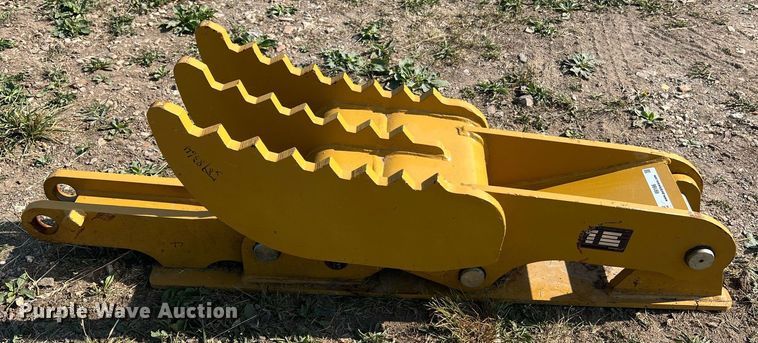 image for item II9186 Landhero CAT312  excavator thumb