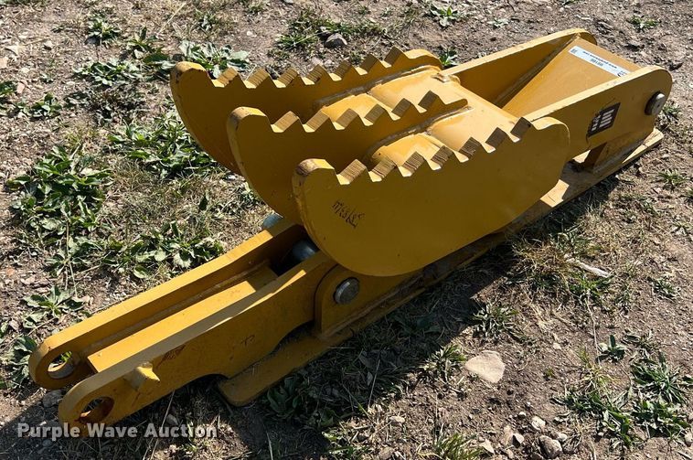 image for item II9186 Landhero CAT312  excavator thumb