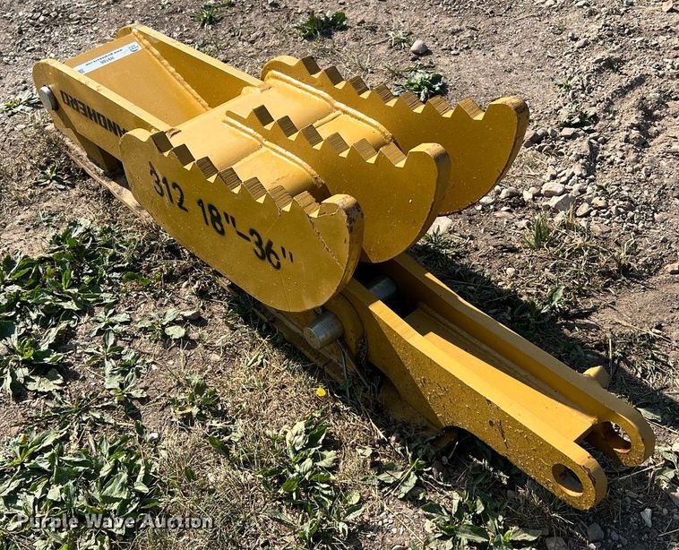 image for item II9186 Landhero CAT312  excavator thumb