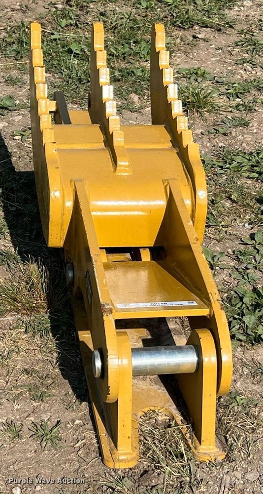 image for item II9186 Landhero CAT312  excavator thumb