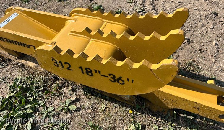 image for item II9186 Landhero CAT312  excavator thumb