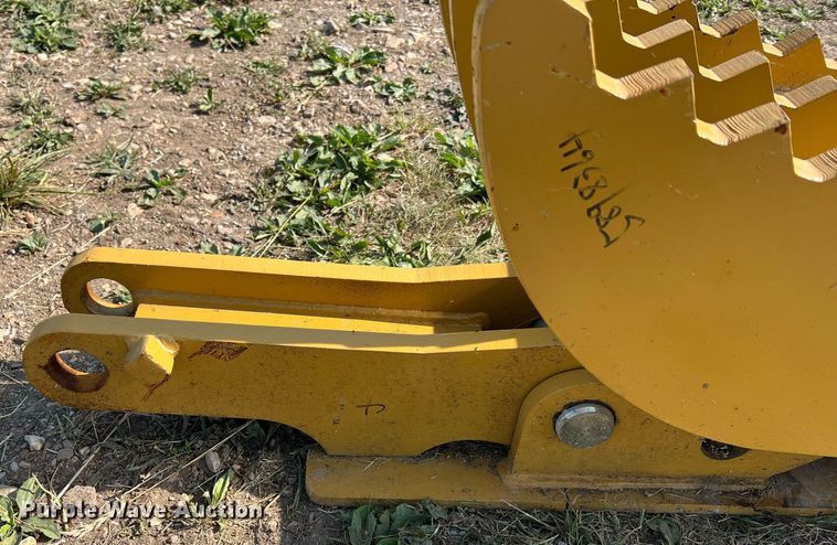 image for item II9186 Landhero CAT312  excavator thumb