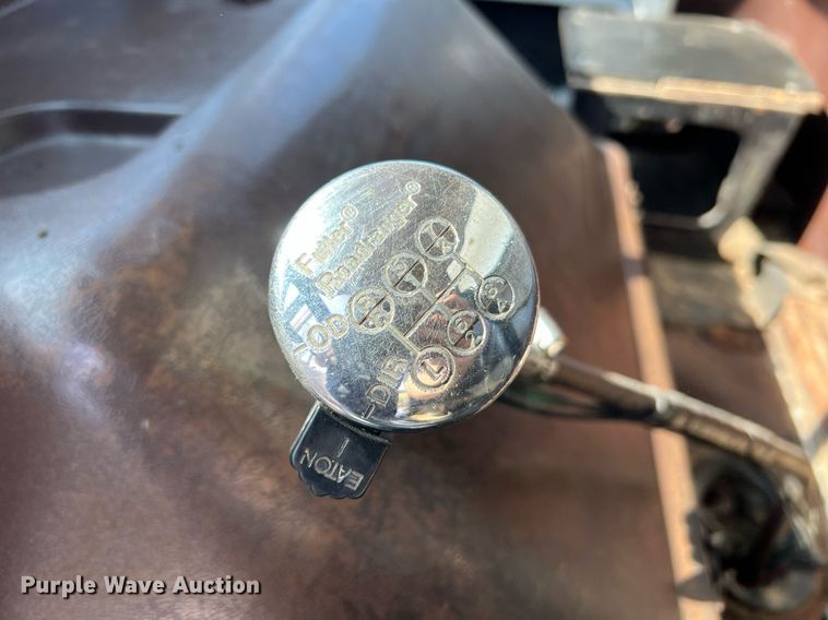 image for item II9187 1982 International F2275  dump truck