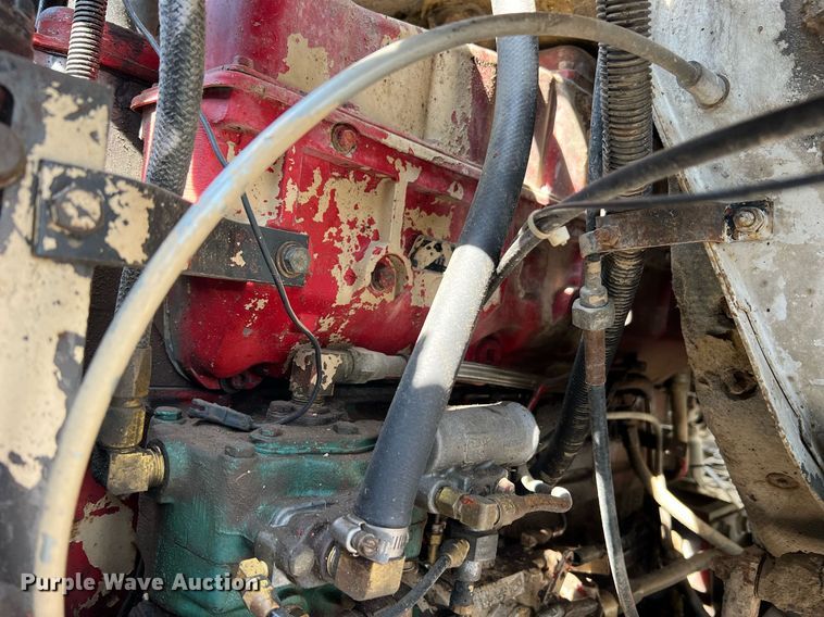 image for item II9187 1982 International F2275  dump truck