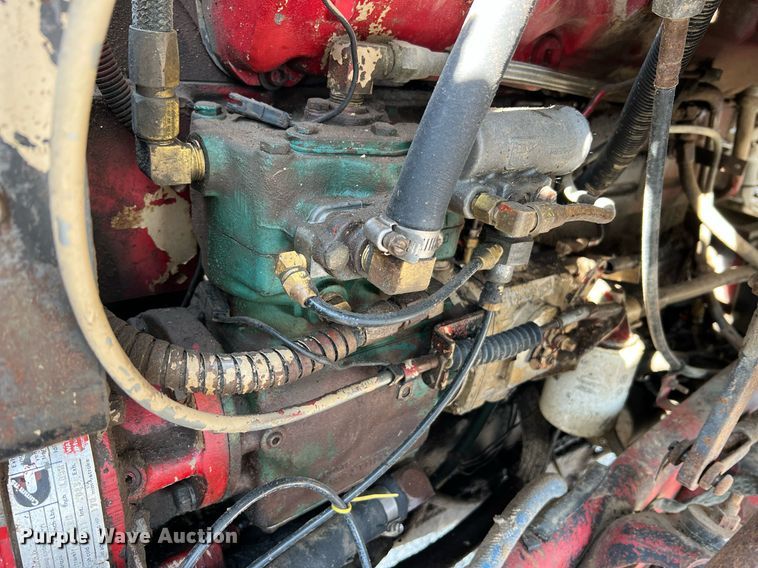 image for item II9187 1982 International F2275  dump truck