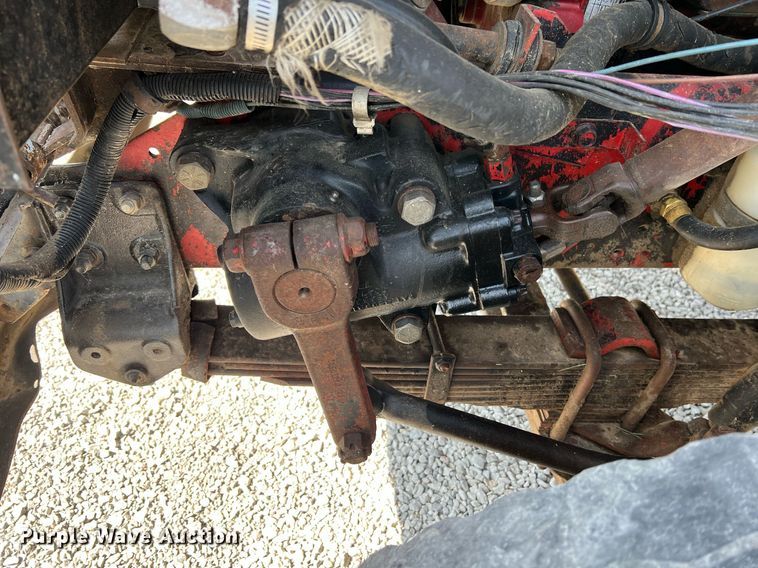 image for item II9187 1982 International F2275  dump truck