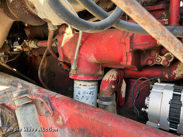 image for item II9187 1982 International F2275  dump truck