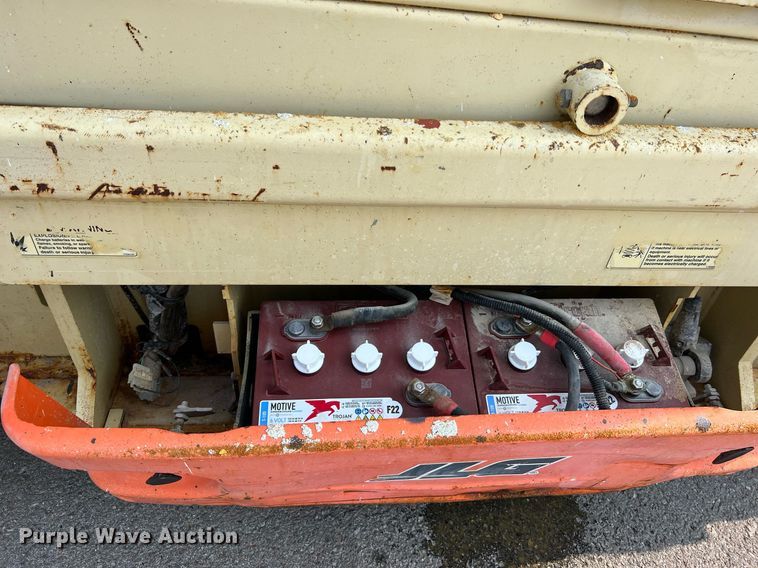 image for item II9197 2005 JLG 2630ES  scissor lift