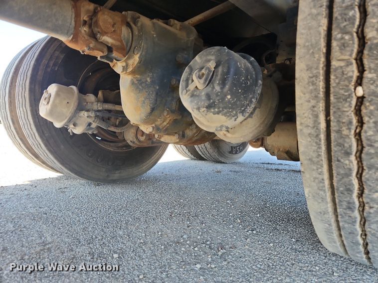 image for item JB9565 2007 Crane Carrier Low Entry  dump truck