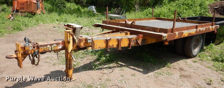 image for item JO9154 2004 Lane  pole trailer