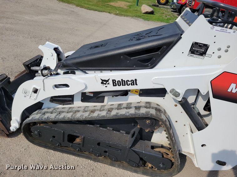 image for item JO9170 2018 Bobcat MT85  compact utility loader