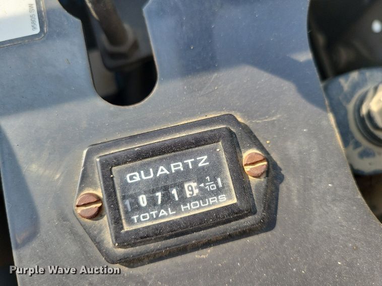 image for item JO9170 2018 Bobcat MT85  compact utility loader