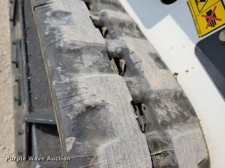 image for item JO9170 2018 Bobcat MT85  compact utility loader