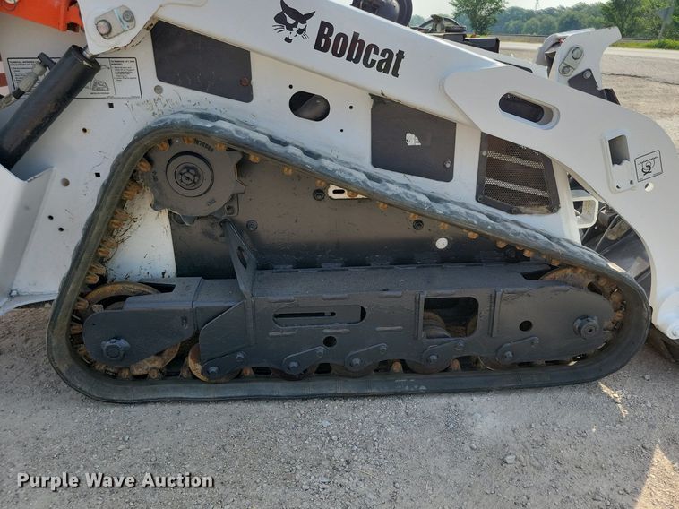 image for item JO9170 2018 Bobcat MT85  compact utility loader