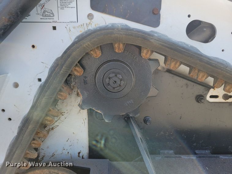 image for item JO9170 2018 Bobcat MT85  compact utility loader